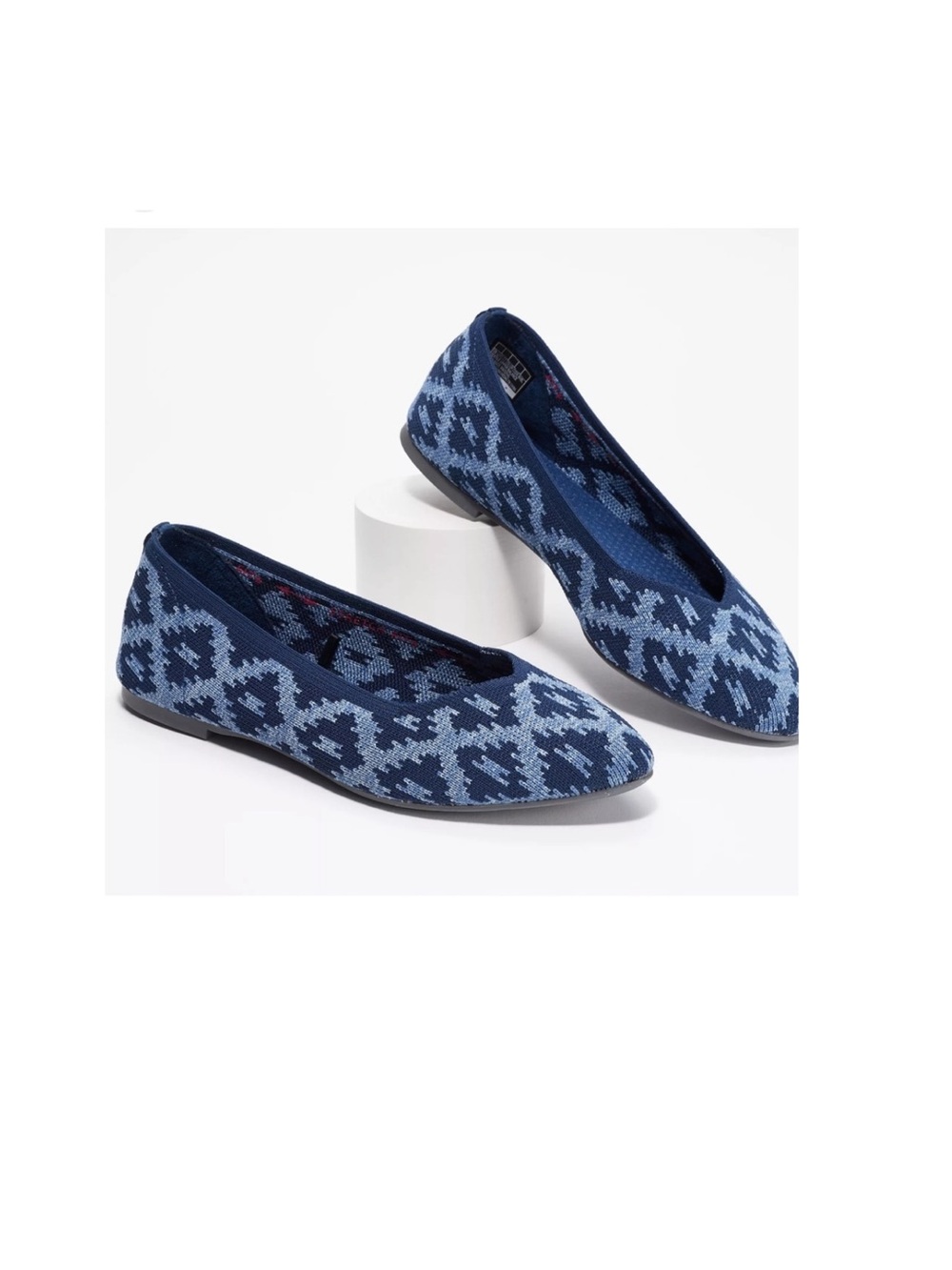 SKECHERS aztec print Cleo Sweet flats